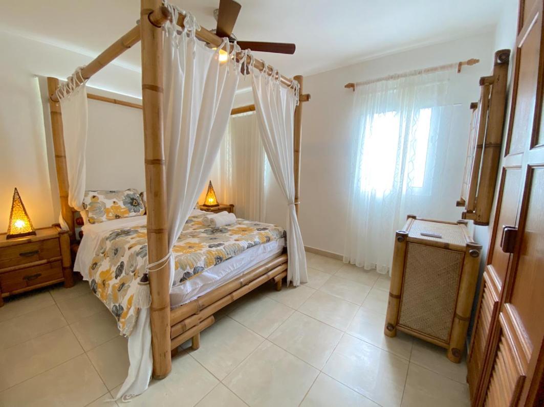 Blue Ocean Beachfront Villas & Apartments - Wifi, Pool, Bbq, Playa Los Corales Punta Cana Exterior foto